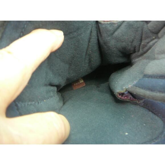 The North Face Burgundy Quilted Thermoball Lace-up Boots SZ 7 - Picture 4 of 9